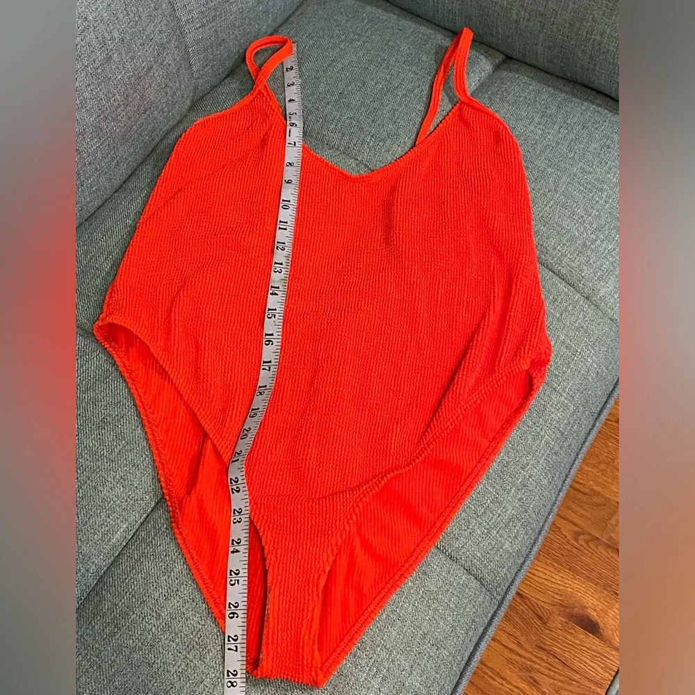 GOOD AMERICAN Always Fits ONE piece Swimsuit RED NWT - Picture 9 of 9